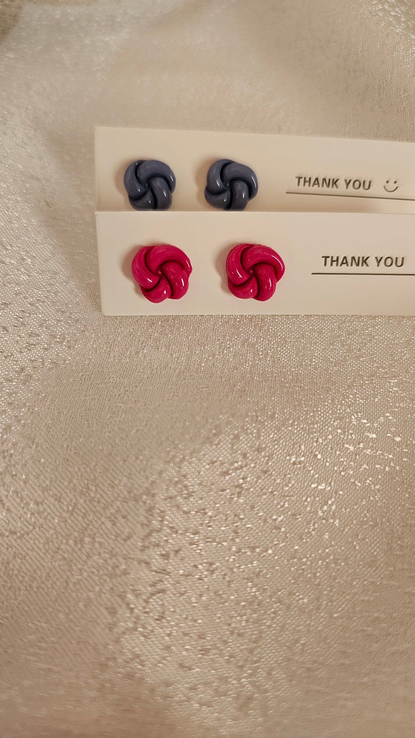 Knotty studs