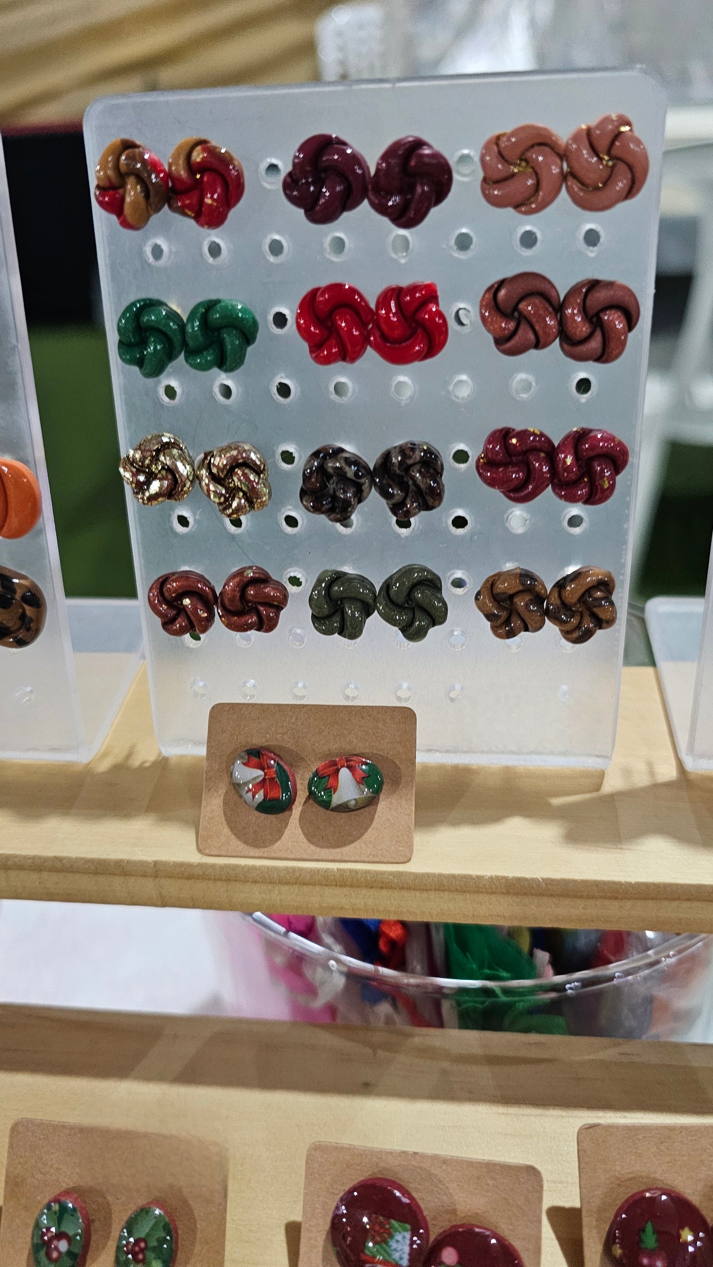 Knot studs